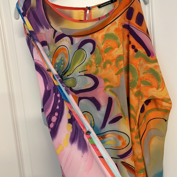 Mesmerize size L long sleeve blouse - Picture 3 of 6